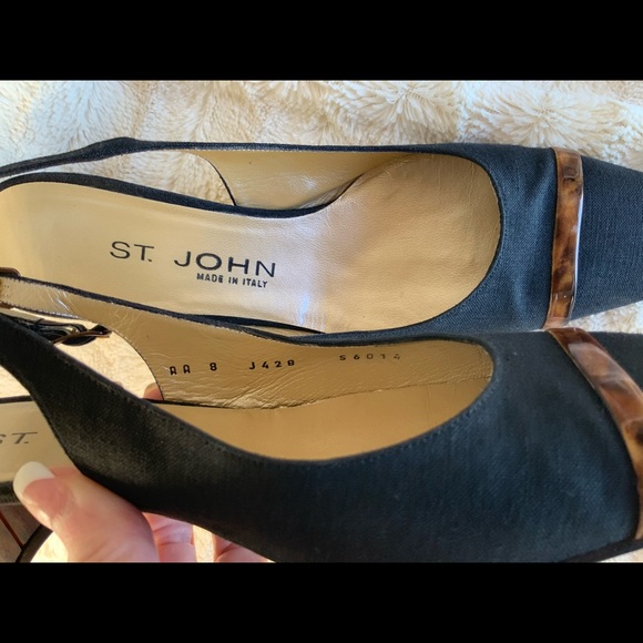ST. JOHN Navy Blue Slingbacks w/ Turtoise Shell Heels women’s size 8 - Picture 8 of 8